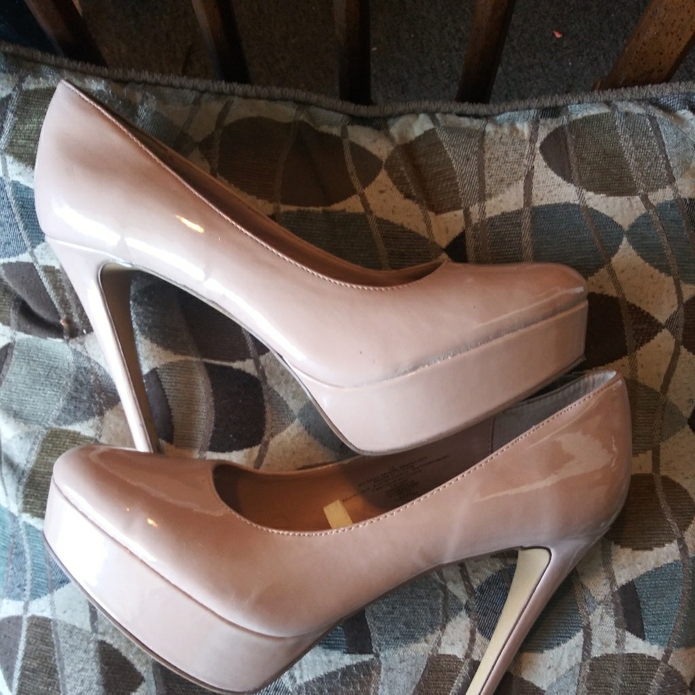 Nice pink pumps